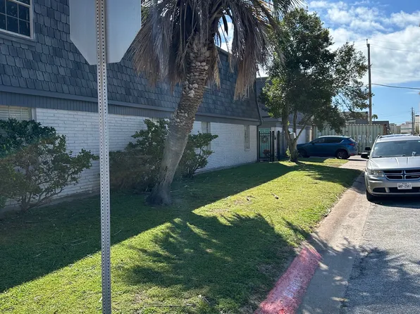 Palm Shore Apartments