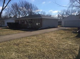 1721 Seaman Ave, Dekalb, IL 60115