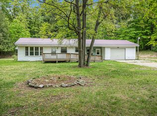 6766 E Gale Rd, Hesperia, MI 49421