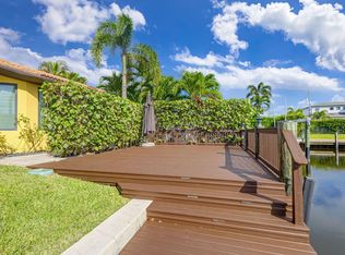 11374 Avery Rd, Palm Beach Gardens, FL 33410