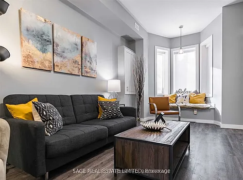 247 Lisgar St Photo 1