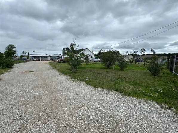 108 Road 5126, Cleveland, TX 77327