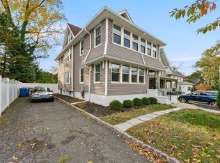 11 W Gouverneur Ave, Rutherford, NJ 07070