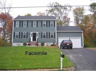 3 Aspen Way, Holbrook, MA 02343