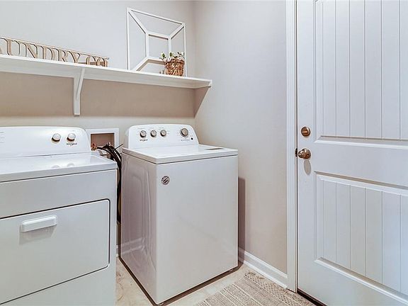 5th image of 8104 Caden Ln