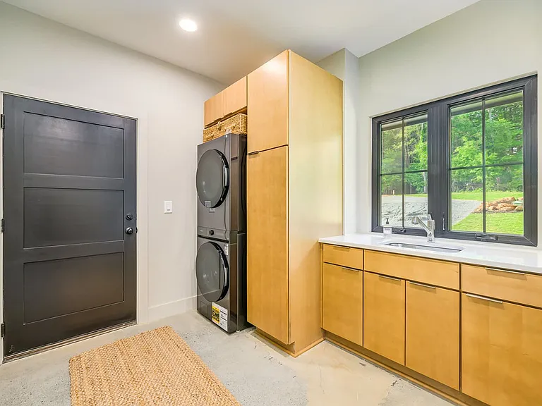 Laundry Room Cabinet