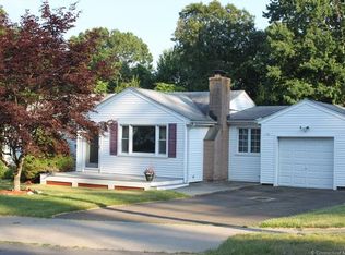 100 Stanley Rd, Hamden, CT 06514