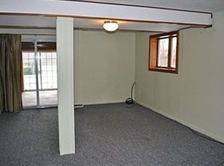 409 Valley Rd, Niskayuna, NY 12309