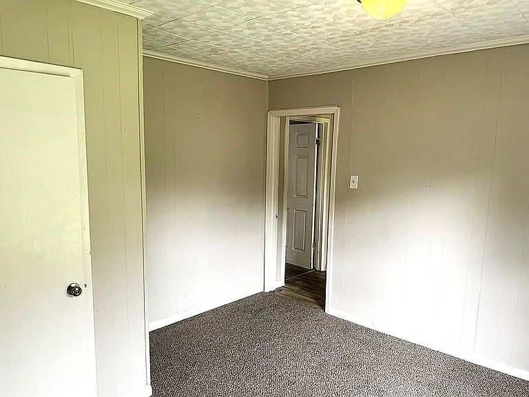 1231 Waller Ave — Photo 12