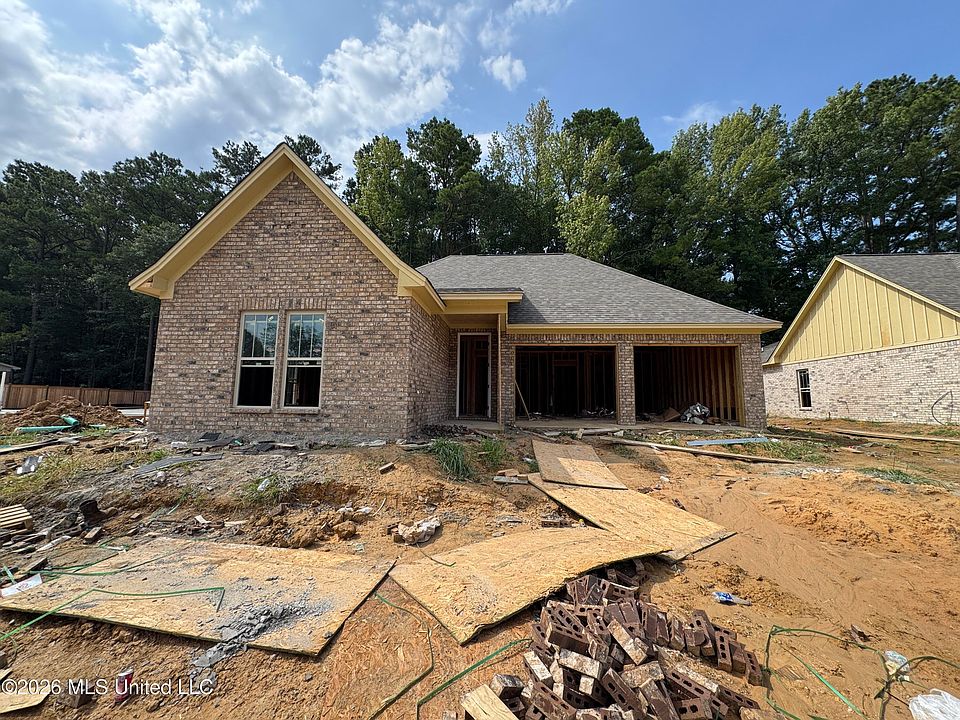 1st image of 418 Hyde Park Cv