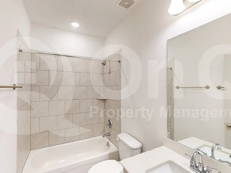 6242 Blythe Dr — Photo 12