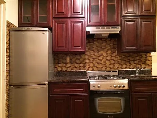 Rented by Kian Realty | media 4