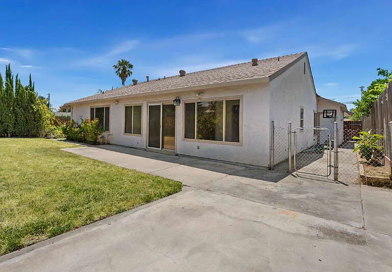 5041 Palm Ave — Photo 26