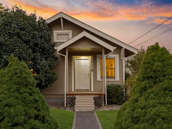 4755 SW Pacific Ave, Beaverton, OR 97005