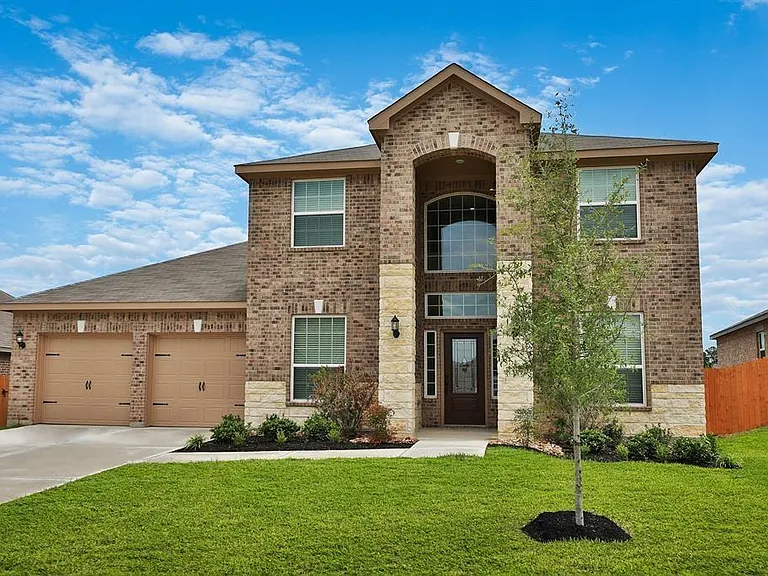 21202 Sunshine Meadow Dr — Photo 1