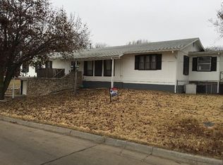 502 Beck Dr, Junction City, KS 66441