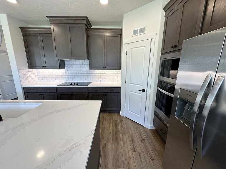 3791 Morningside Pkwy — Photo 10