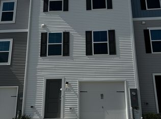 23 Whimbrel Rd, Hedgesville, WV 25427