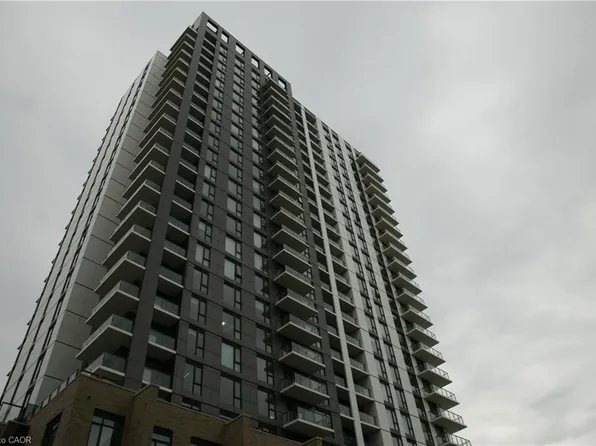 55 Duke St W #1006, Kitchener, ON N2H 3W6