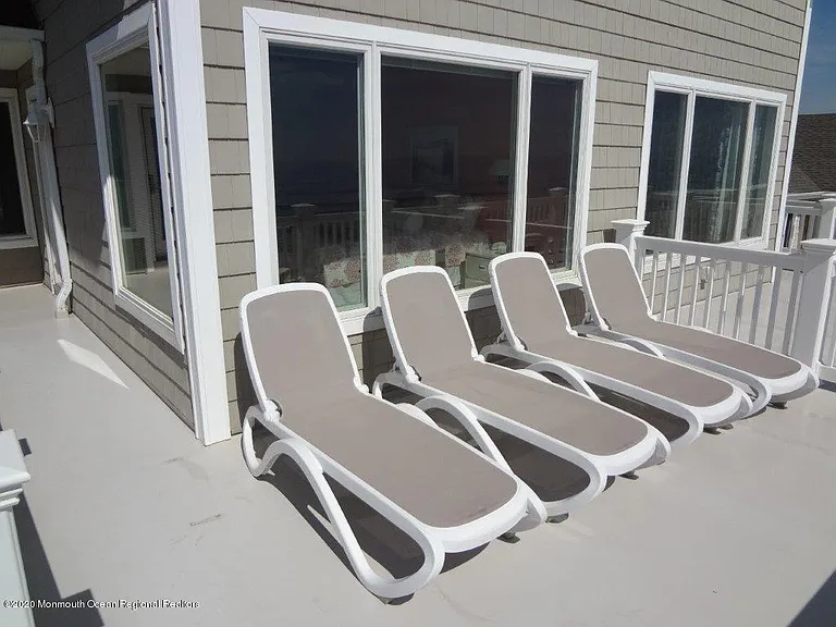 1904 Oceanfront #1 — Photo 21