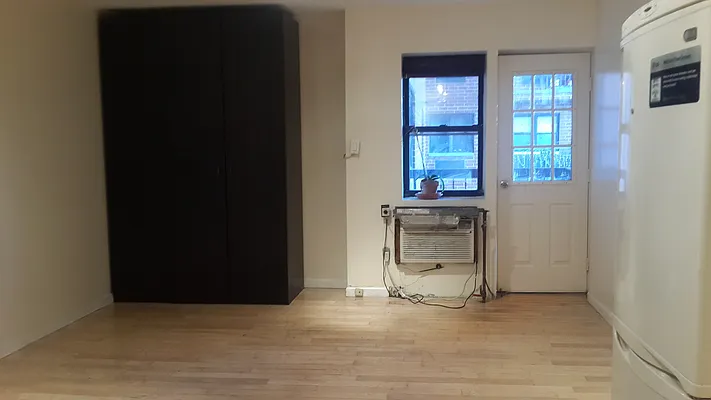 Rented by Winzone Realty Inc | media 9