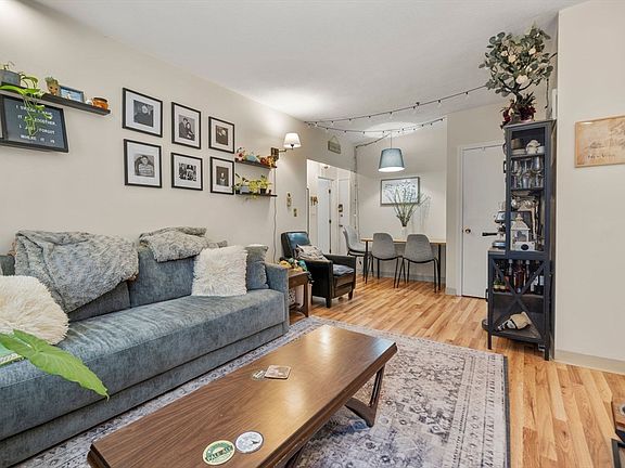4th image of 136 Prince St APT 3