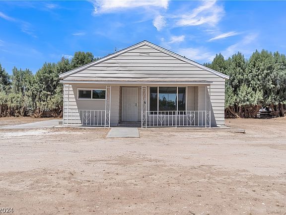 4th image of 2309 Betty Ln