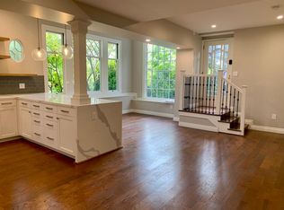 2071B Oakland Ave, Piedmont, CA 94611