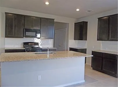 170 White Dunes Dr — Photo 5