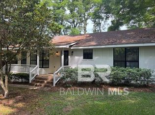 7067 Hickory Ln, Fairhope, AL 36532