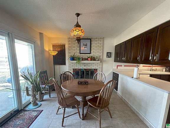 3rd image of 1105A Council Oak Dr