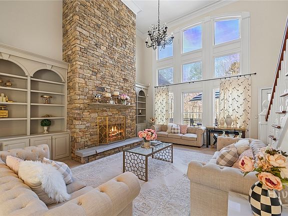 5th image of 2668 New Hope Road