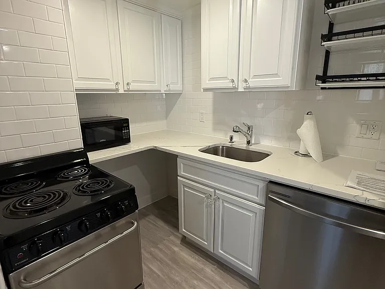 210 Hillside Ave #37 — Photo 4