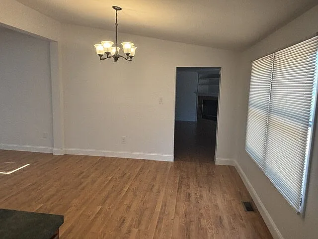103 Leanne Dr — Photo 6