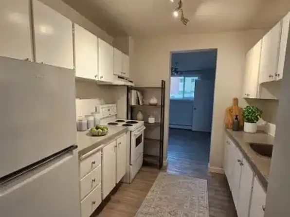 13308 127th St NW, Edmonton, AB