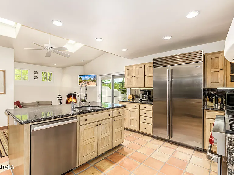 1063 N Boulder Dr — Photo 11