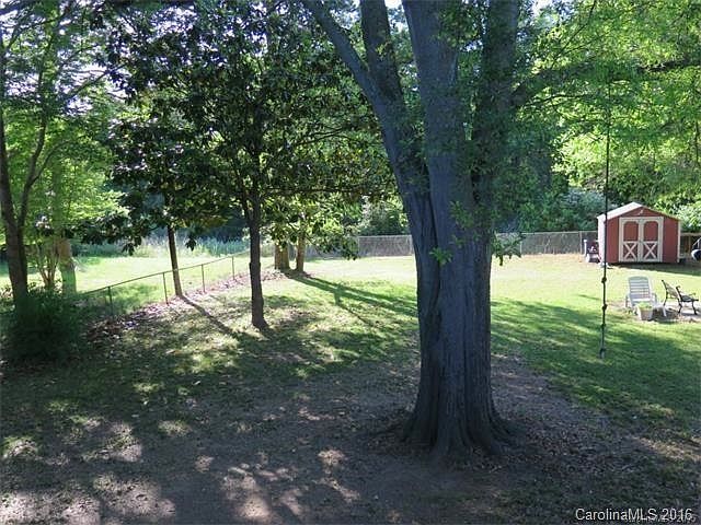 2nd image of 248 Eden Cres