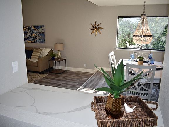 5th image of 5031 Sunrise Hills Dr