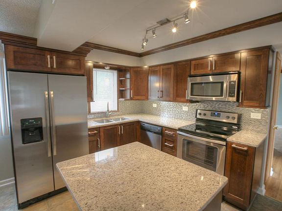 3rd image of 6814 W Lode Dr Unit 1B