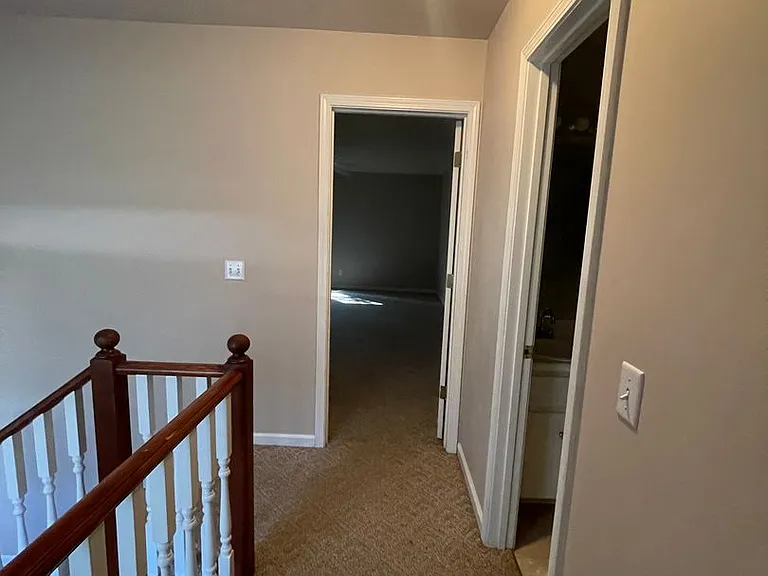 112 Foxchase Ln — Photo 9
