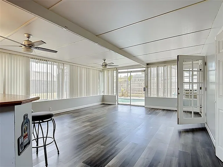 227 Robbins Rest Cir — Photo 21