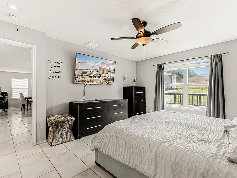 20803 Cape Coral — Photo 14