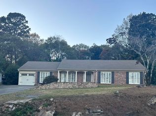 712 Lexington Rd, Vestavia Hills, AL 35216