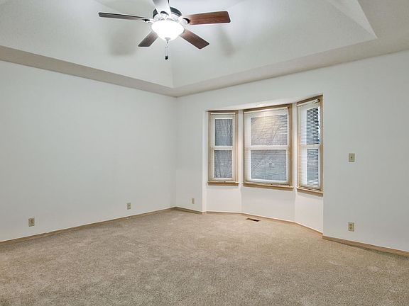 5th image of 7010 E 39th Ct N