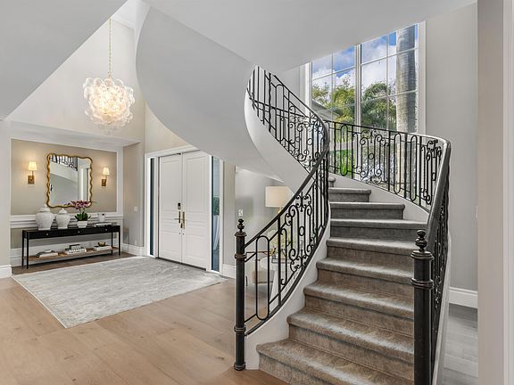 5th image of 4540 NW 24th Avenue