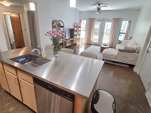 1803 Broadway APT 315, Nashville, TN 37203