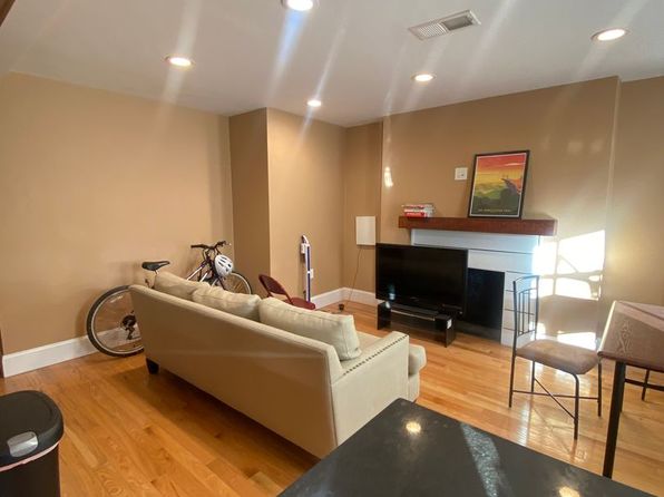 32 Linden St #203