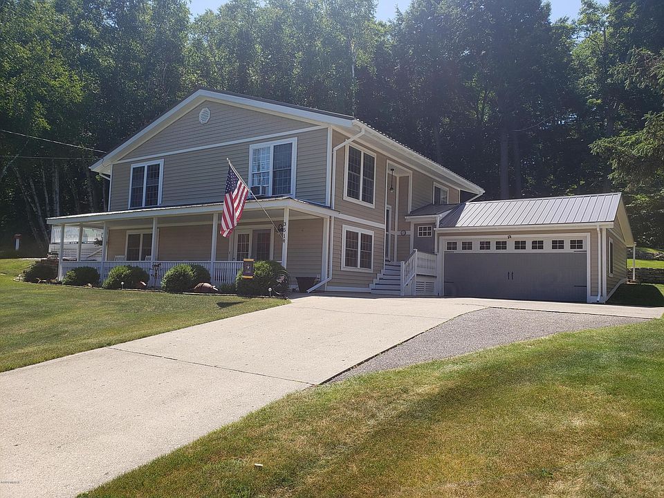 1st image of 351 Gloria Ln