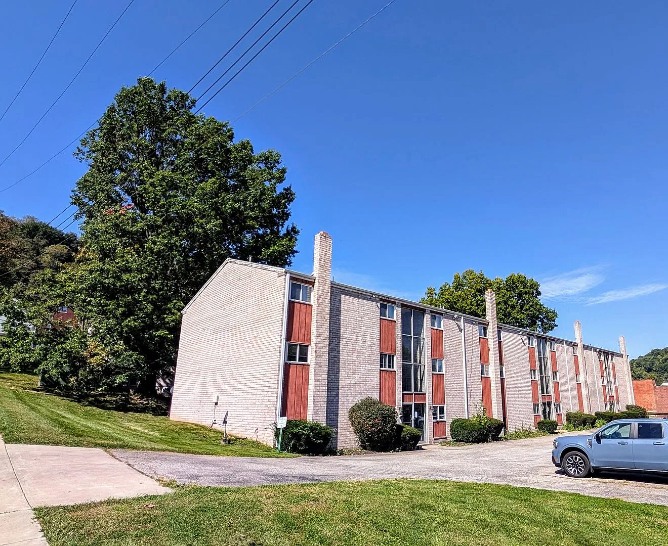 216 Westinghouse Avenue — Photo 1