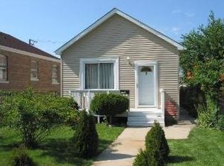 3838 W 55th St, Chicago, IL 60632